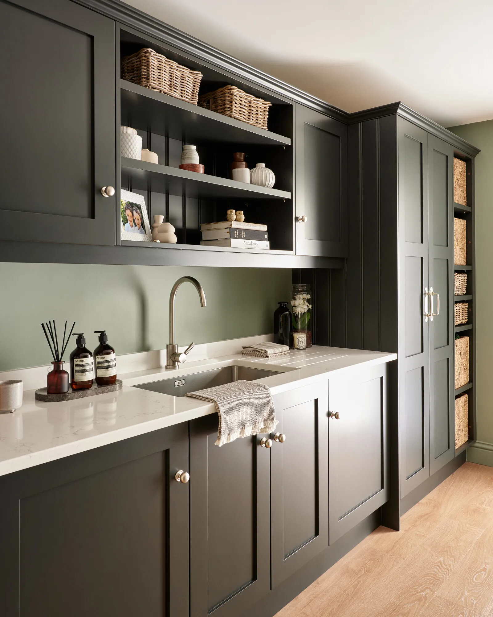 Hidden appliances laundry