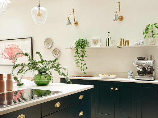 black kitchen island